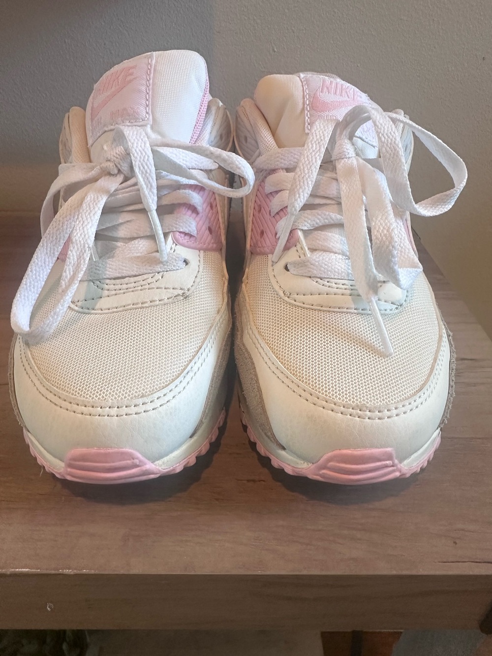 Nike Air Max 90 White Gray Pink Sneakers Women’s Size 7 - Picture 4 of 5